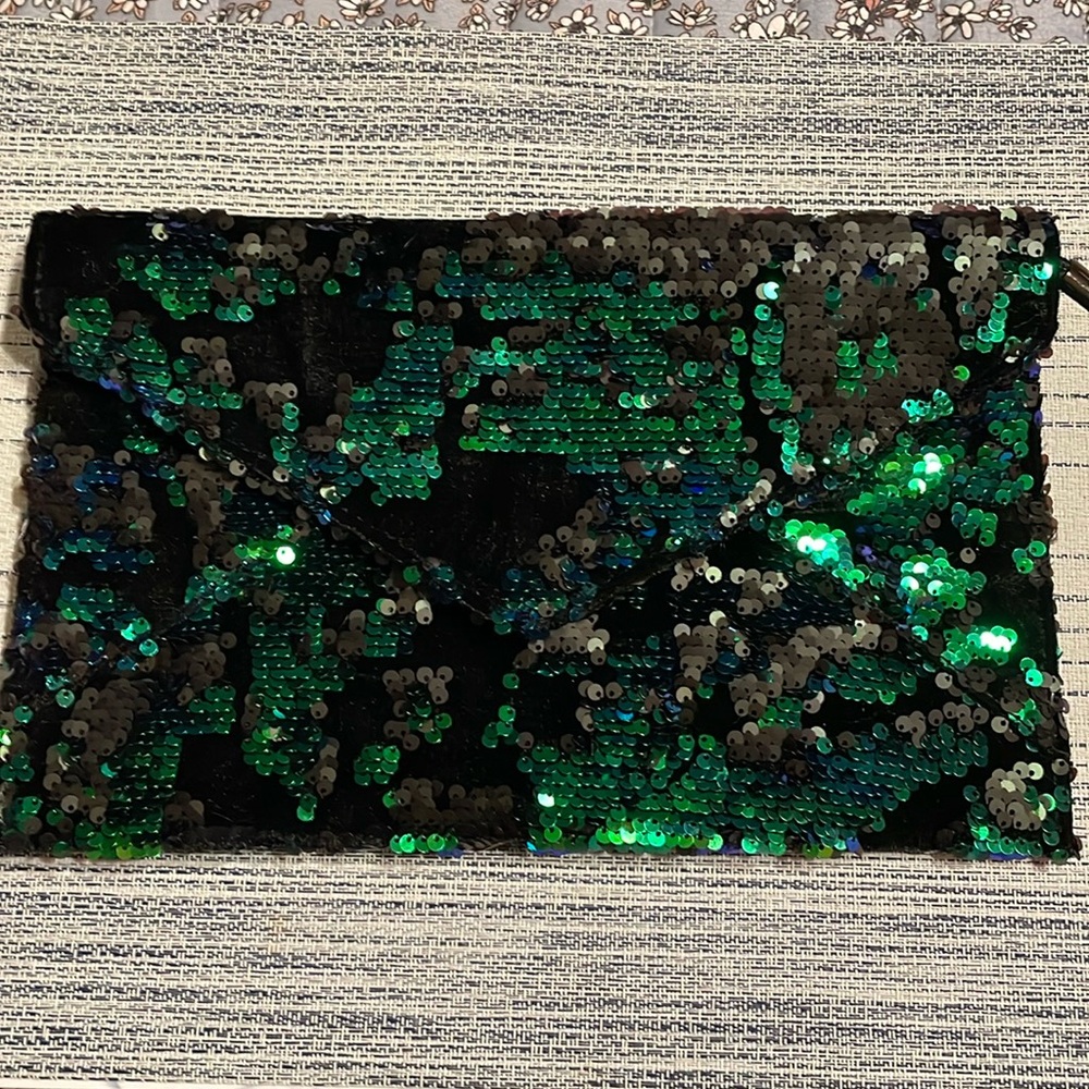 3AM Forever-Black velvet W/green & black sequined Envelope Clutch Bag